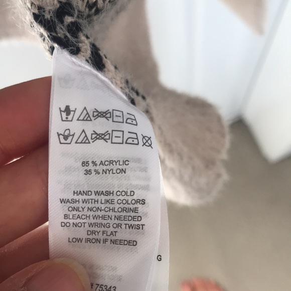 William Rast Long Sweater Vest NWT - Picture 3 of 5